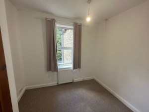 4 Bed house to rent in Elland