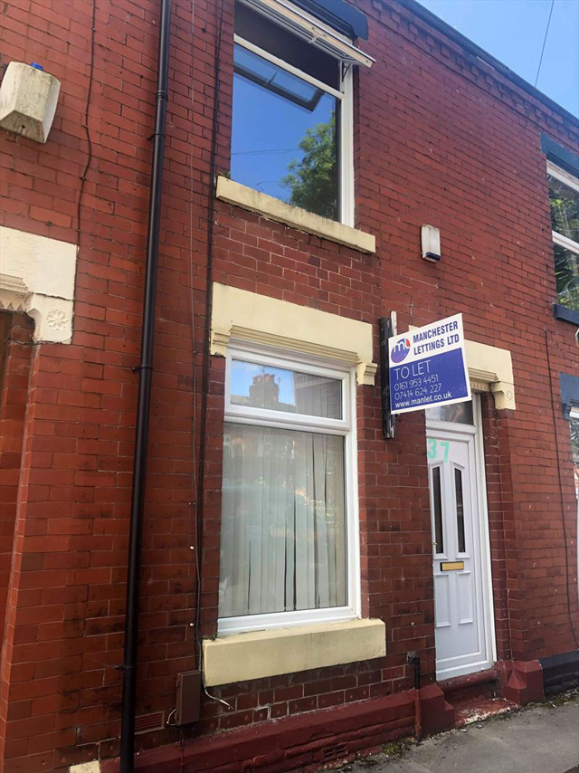 2 Bed House to rent in Ashton-Under-Lyne