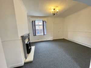 2 bed House to rent on Glenolden Street, Clayton, M11 4PT