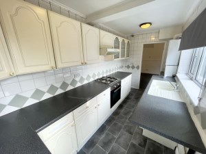 2 bed House to rent on Glenolden Street, Clayton, M11 4PT