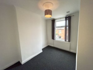 2 bed House to rent on Glenolden Street, Clayton, M11 4PT