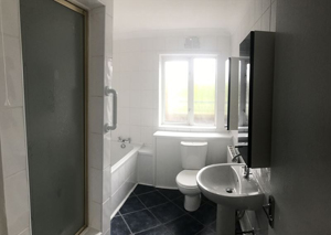 2 Bed Flat in Salford