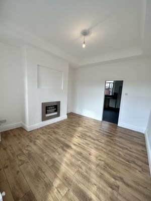 2 Bed House in Ashton-under-Lyne