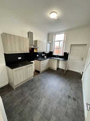 2 Bed House in Ashton-under-Lyne
