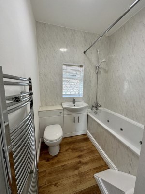 2 Bed House in Ashton-under-Lyne