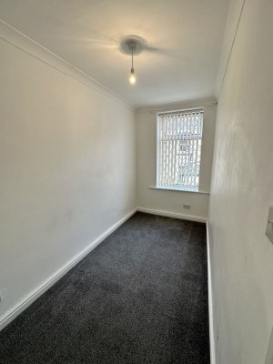 2 Bed House in Ashton-under-Lyne