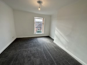 2 Bed House in Ashton-under-Lyne