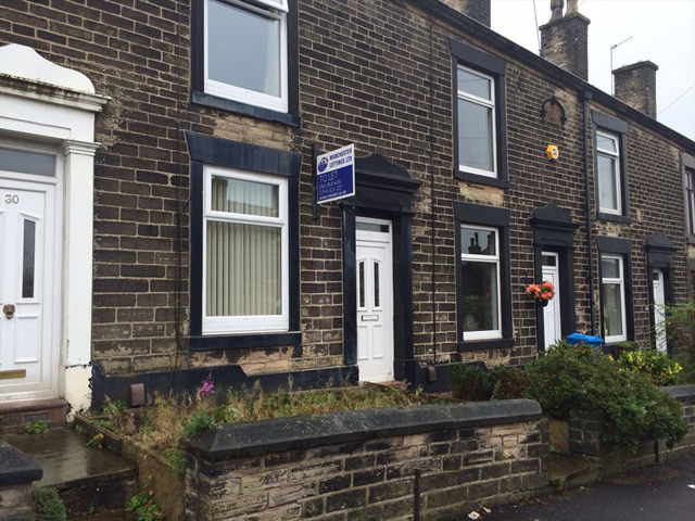 2 Bed Terraced Property in Oldham